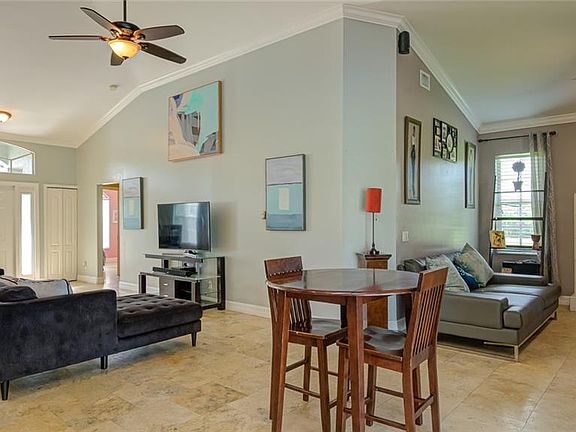 3rd image of 503 Hibiscus Ave
