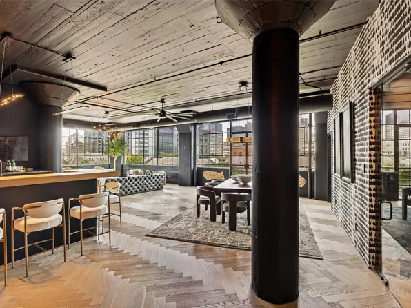 2220 Canton St APT 401, Dallas, TX 75201