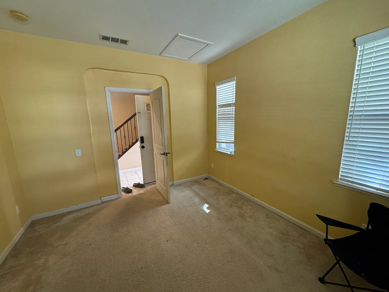 5 bed, 1785 sqft, $2,990 — Photo 2