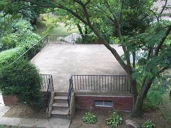 2nd image of 2203 Market St