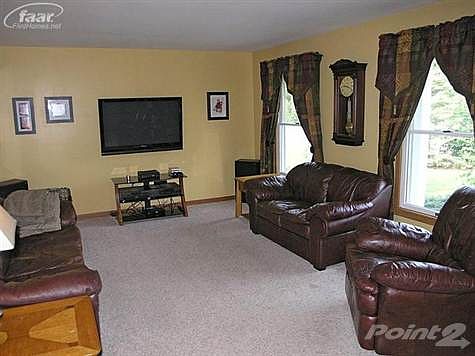 2nd image of 8231 Rose Ln