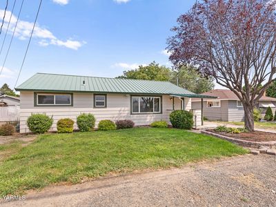 1205 S 34th Ave, Yakima, WA, 98902