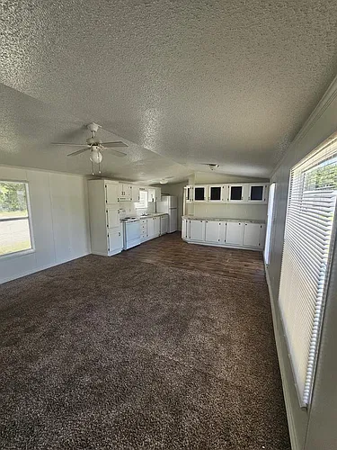 Floor plan SR 2bd/2ba