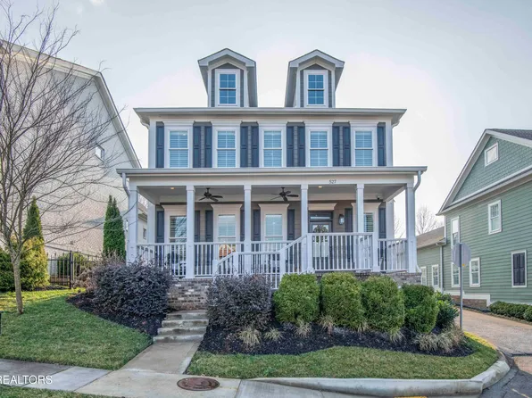 527 Colonial Ridge Ln, Knoxville, TN 37934
