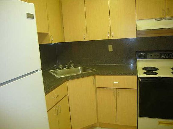 4th image of 4550 Nw9th St #104E