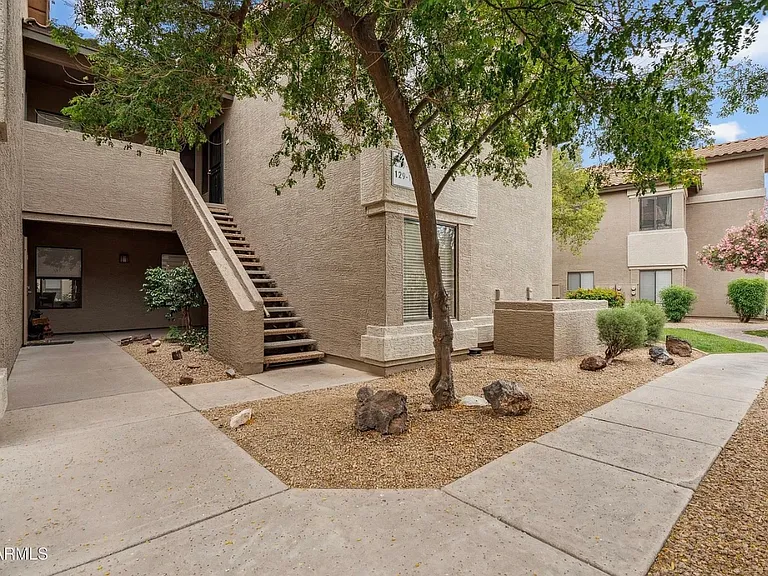 9600 N 96th St #230 — Photo 20