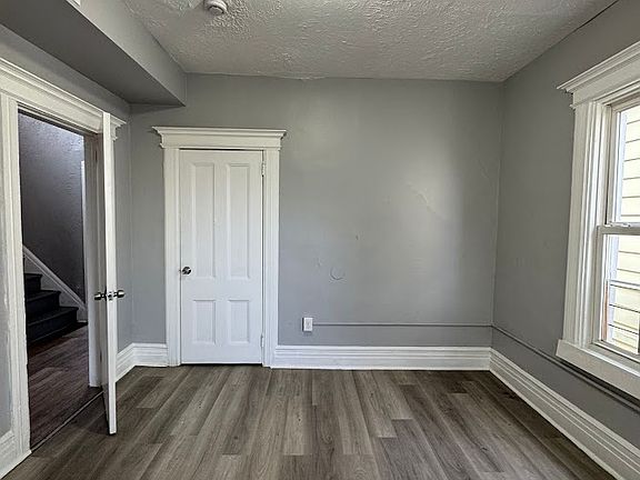 2nd image of 190 Seymour Ave #2B