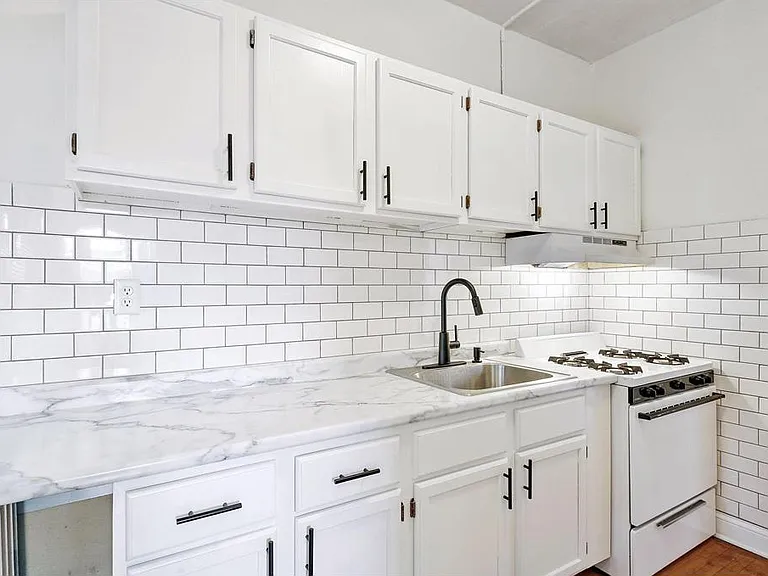 2415 Harriet Ave #4 — Photo 10