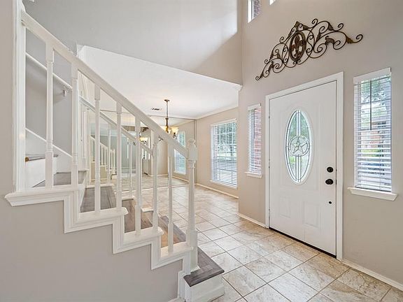 5th image of 423 Birch Hill Dr