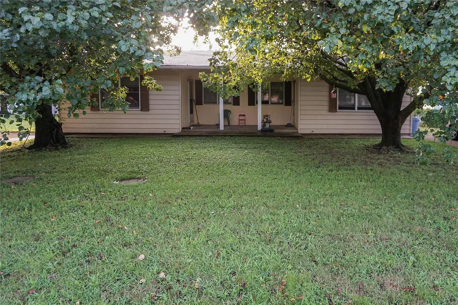 524 Kyle Ave photo 1