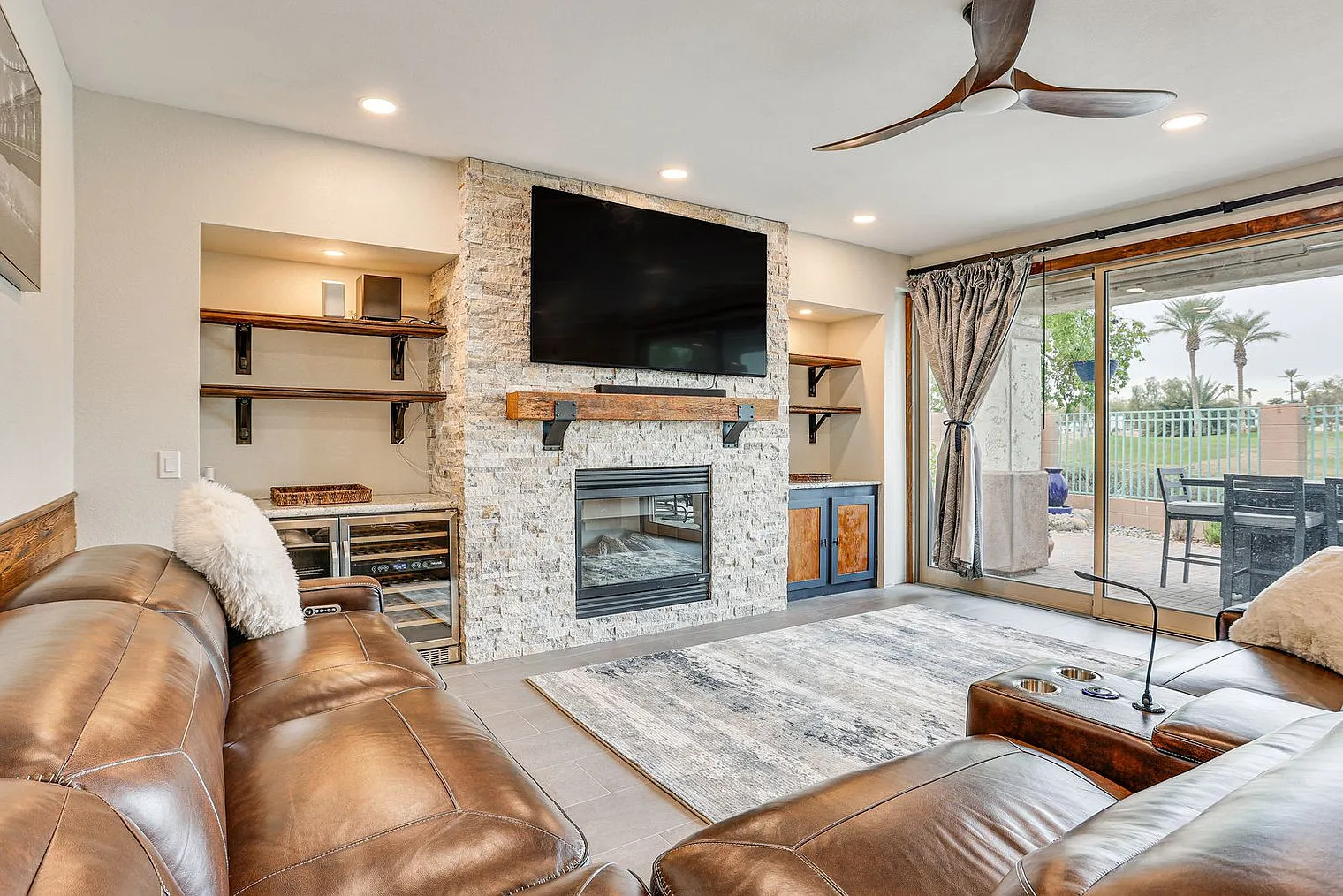 3 bed, 2.0 bath, 2109 sqft, $9,386 — Photo 2