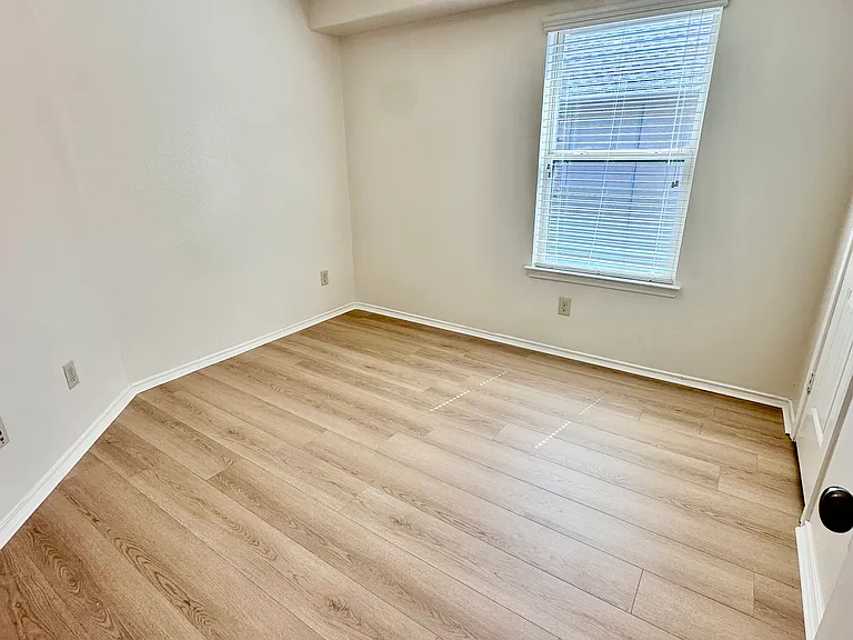 6430 Stoney Creek Dr — Photo 28