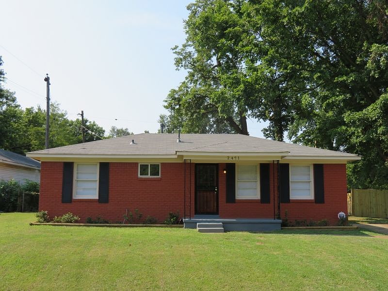 1st image of 2471 Brewster Ave