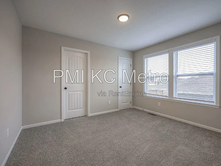 2709 Chasehire Dr — Photo 25