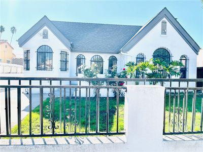 1728 W 81st St, Los Angeles, CA, 90047