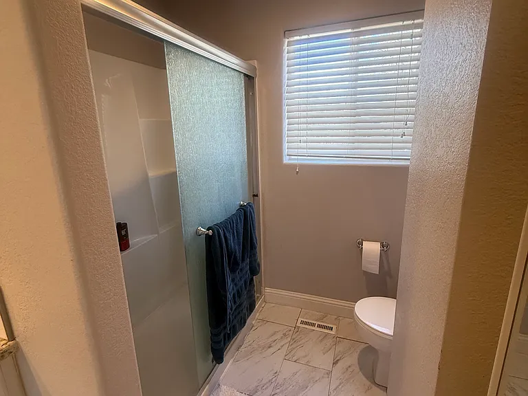 2032 Glenmoor Dr — Photo 21