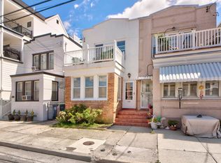 135 N Newport Ave, Ventnor, NJ 08406