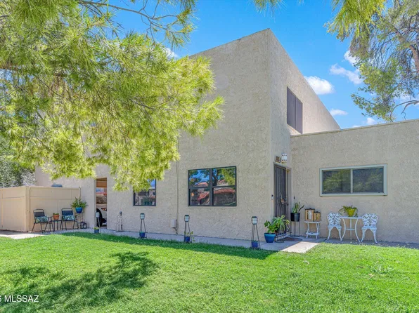 6680 E Calle La Paz Unit B, Tucson, AZ 85715