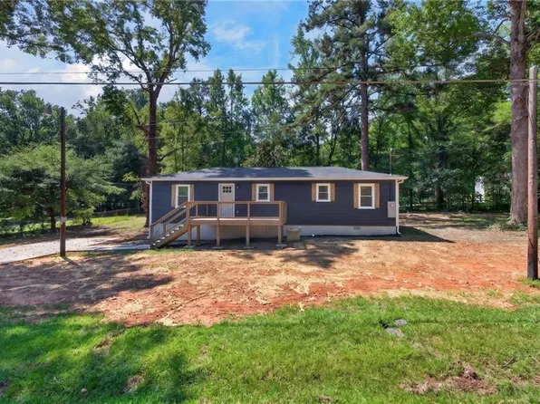 2708 E County Line Rd, Lithia Springs, GA 30122