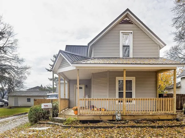 702 W Chestnut St, Mount Vernon, OH 43050