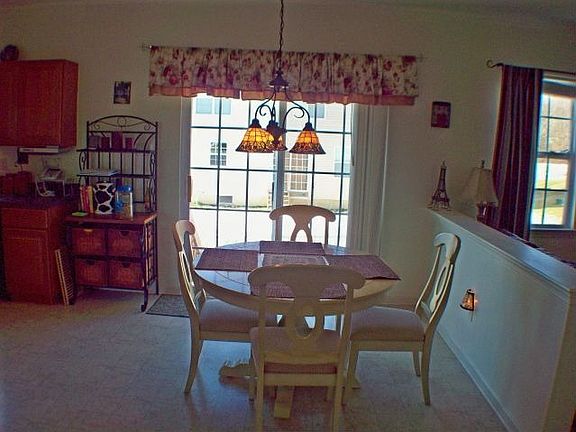 Breakfast room