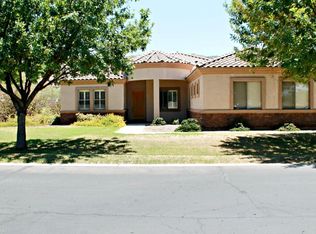 2819 E Desert Ln, Phoenix, AZ 85042