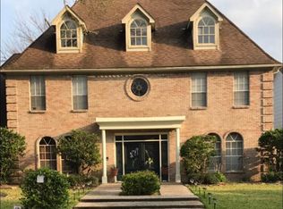 1110 Crossroads Dr, Houston, TX 77079