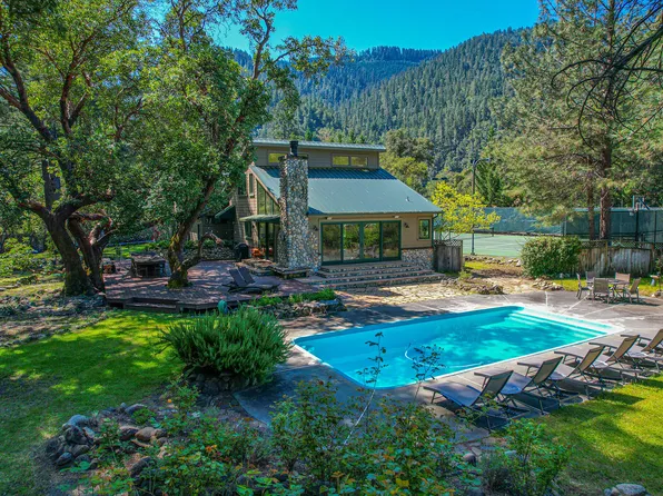 994 Hawkins Bar Rd, Burnt Ranch, CA 95527