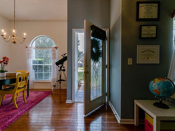 4th image of 3346 Westfield Dr
