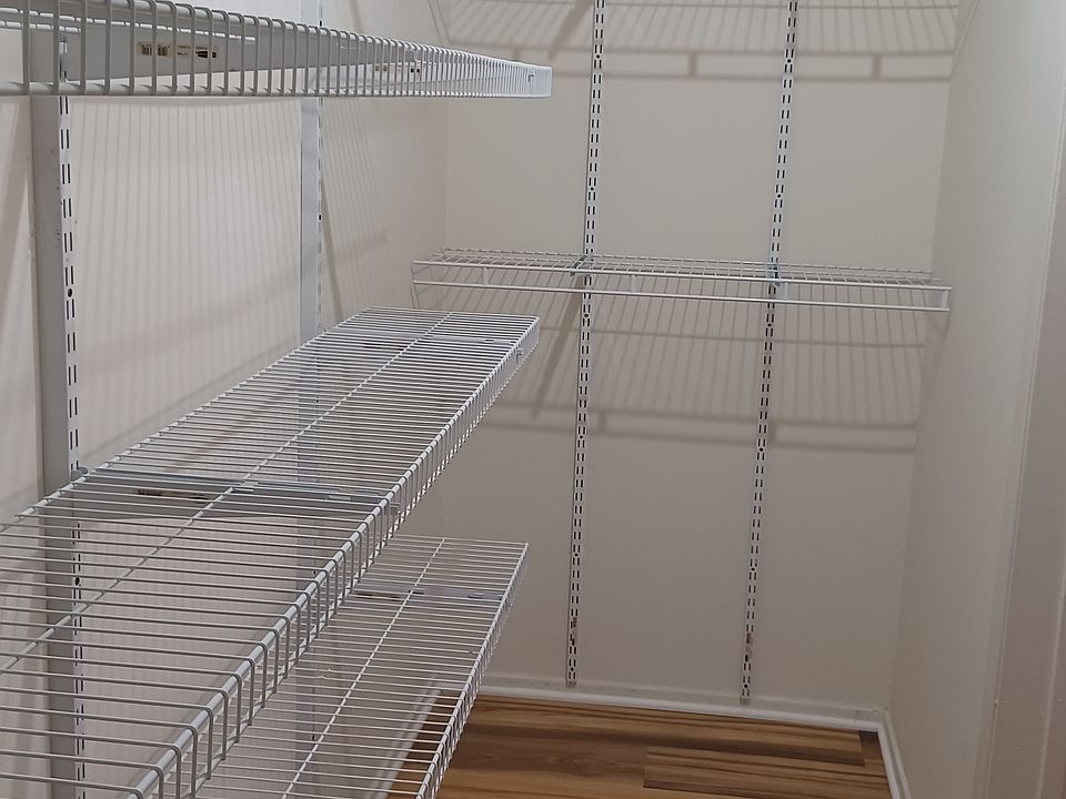 1st image of 2157 Vine St APT 3