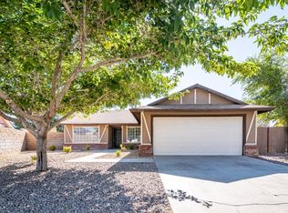 716 Geneva Ct, Lancaster, CA 93535