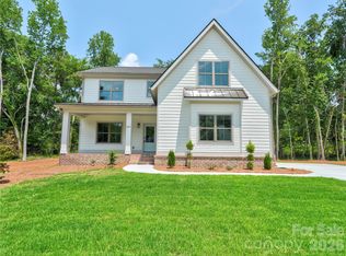 2315 Chateau Ct, Matthews, NC 28105