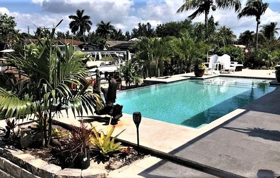 1st image of 6156 Cocos Dr