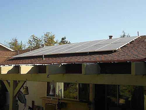 14 west-facing solar panels