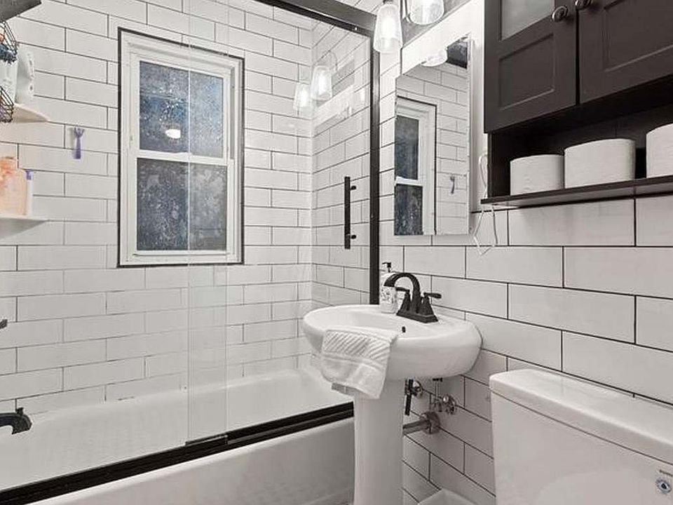 2nd image of 1229 Juliet Ave