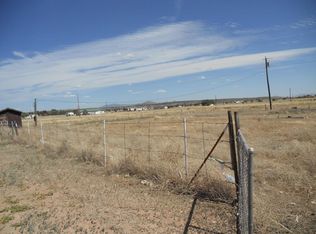 305 W Acapulco Way, Paulden, AZ 86334