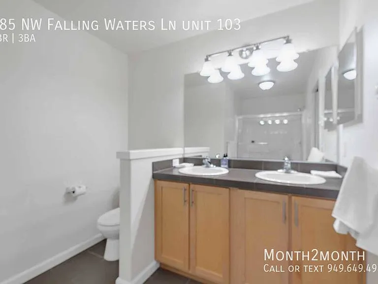 685 NW Falling Waters Ln #103 — Photo 26
