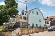 Montgall Ave-S1007-001.jpg