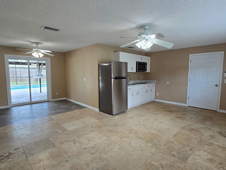 4412 Mesa Verde Dr #2 — Photo 16