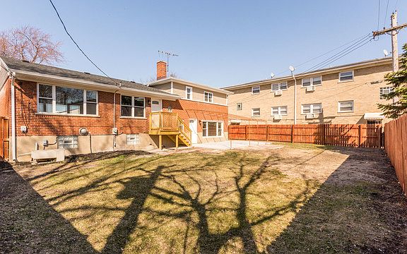 3rd image of 120 Division St