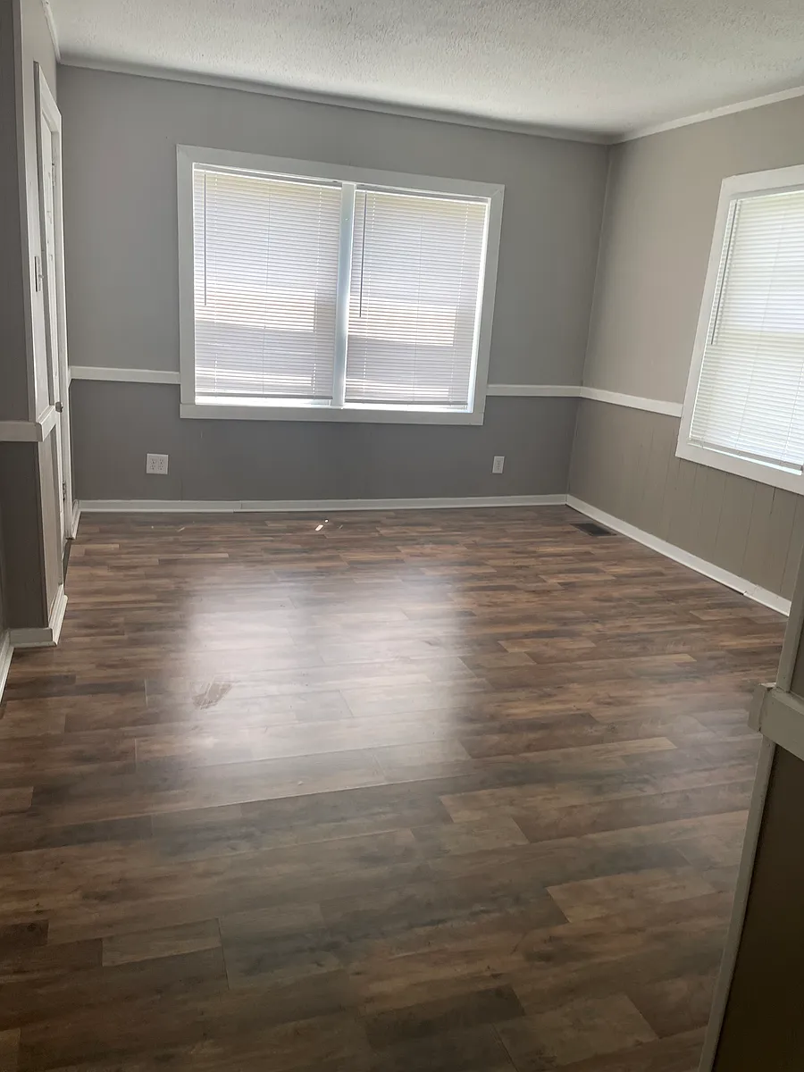 Living room - 8017 White Ave