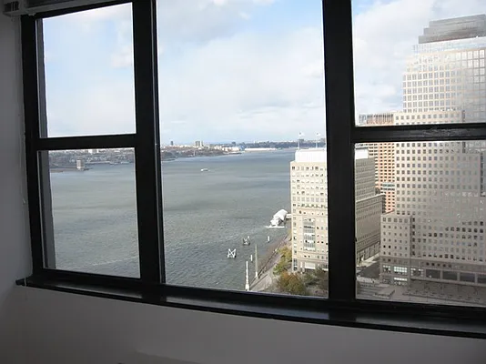 Rented by Realty Operations Group | media 3