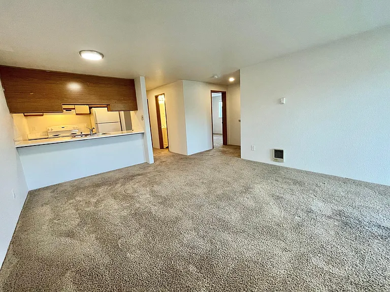 12038 31st Ave NE #206 — Photo 5