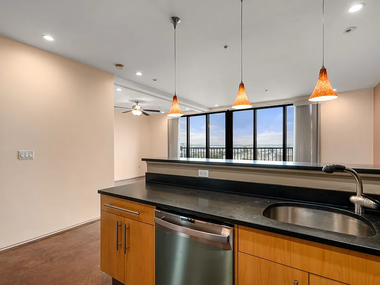 36 A St #6B — Photo 8