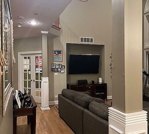 2nd image of 134 E Anita Ave