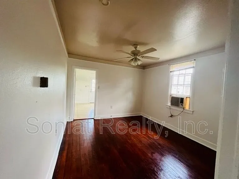 2129 Mandolin St — Photo 8