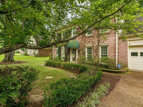 2nd image of 8421 Timber Creek Dr