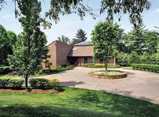 155 Barberry Rd, Sewickley, PA 15143