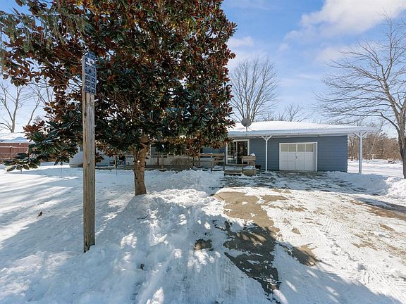 3rd image of 6477 Cedar Lake Ln
