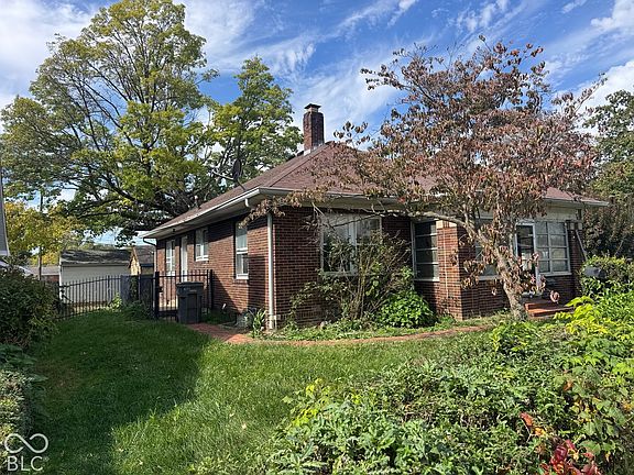 2nd image of 2804 S Illinois St